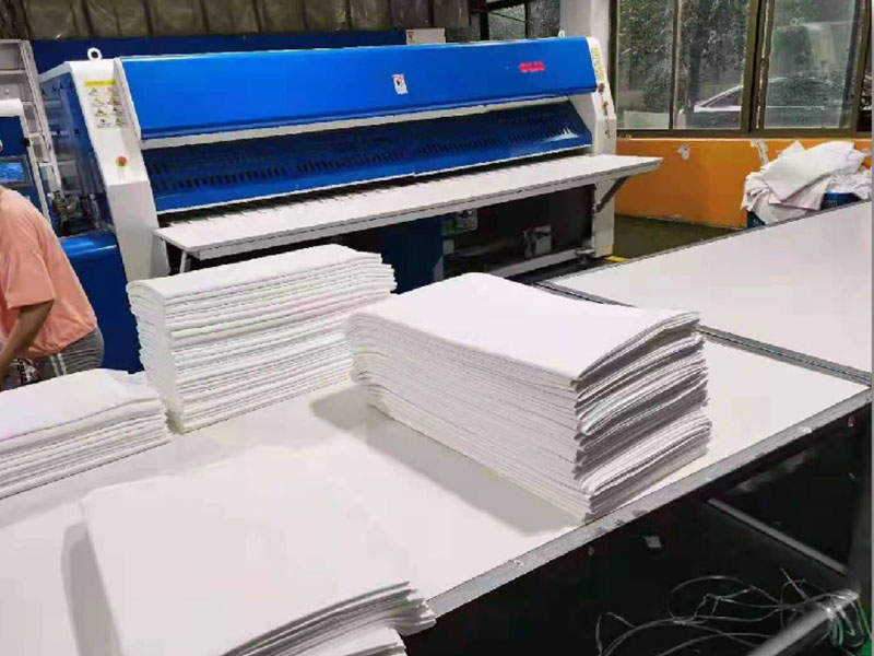 临清高速熨烫机-01